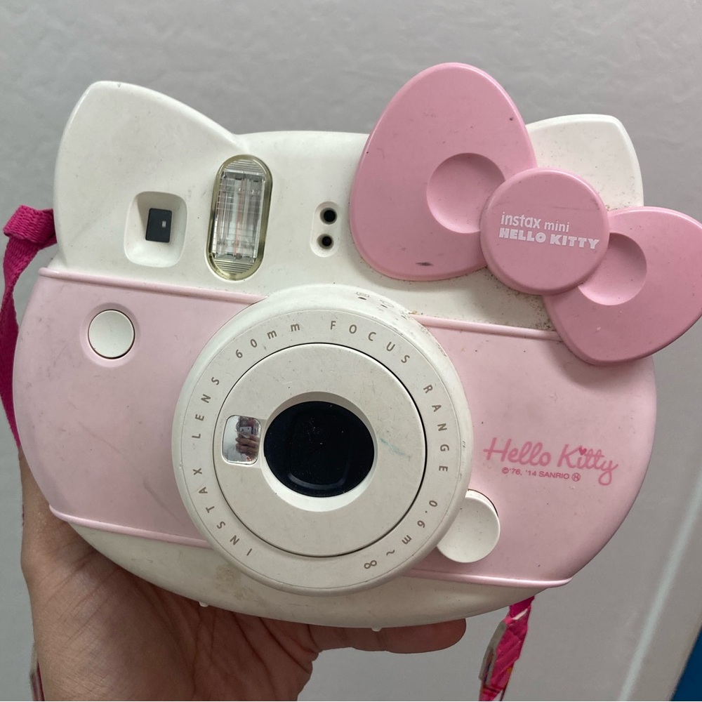 Fujifilm Instax Mini Hello Kitty Pink White Camera
